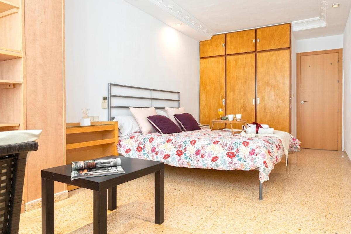 -Malagasunapts- West Beach Malaga Seafood & Relax Dış mekan fotoğraf